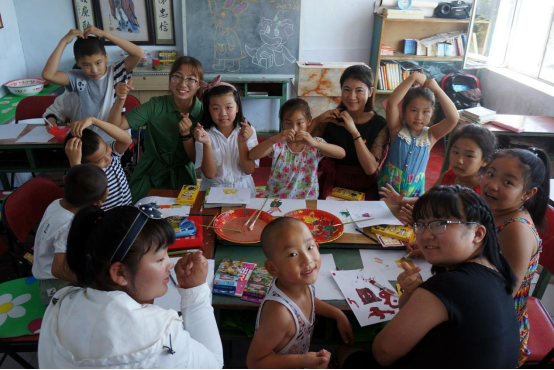 1.5万大学生接力陪伴2.7万儿童(图5)