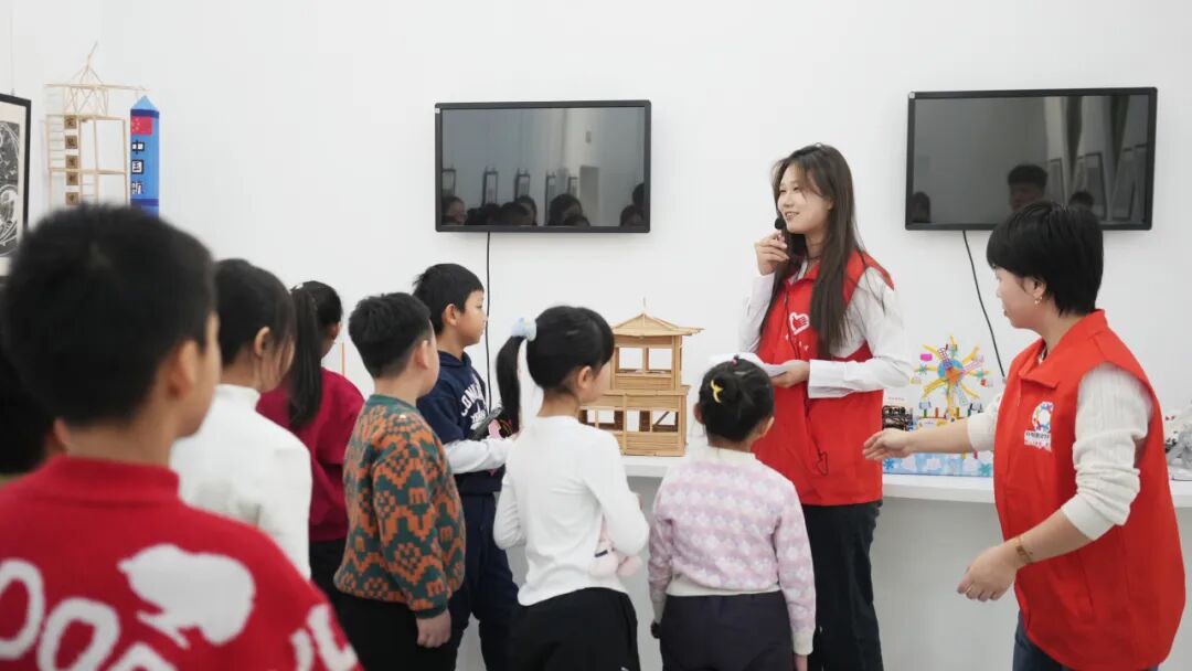 黑龙江共青团·伙伴计划丨希望暖冬 爱心托管公益活动温情启幕(图4) 黑龙江共青团·伙伴计划丨希望暖冬 爱心托管公益活动温情启幕(图4)