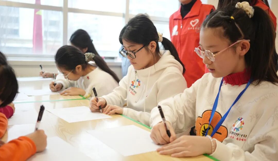 黑龙江共青团·伙伴计划丨希望暖冬 爱心托管公益活动温情启幕(图7) 黑龙江共青团·伙伴计划丨希望暖冬 爱心托管公益活动温情启幕(图7)