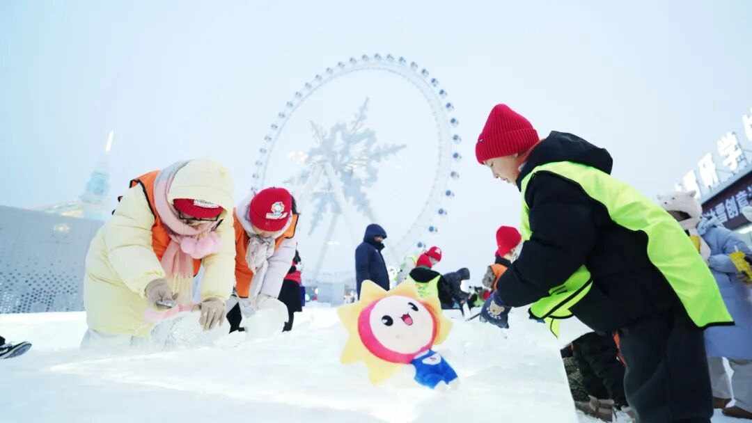 黑龙江共青团·伙伴计划丨希望暖冬 爱心托管公益活动温情启幕(图14) 黑龙江共青团·伙伴计划丨希望暖冬 爱心托管公益活动温情启幕(图14)