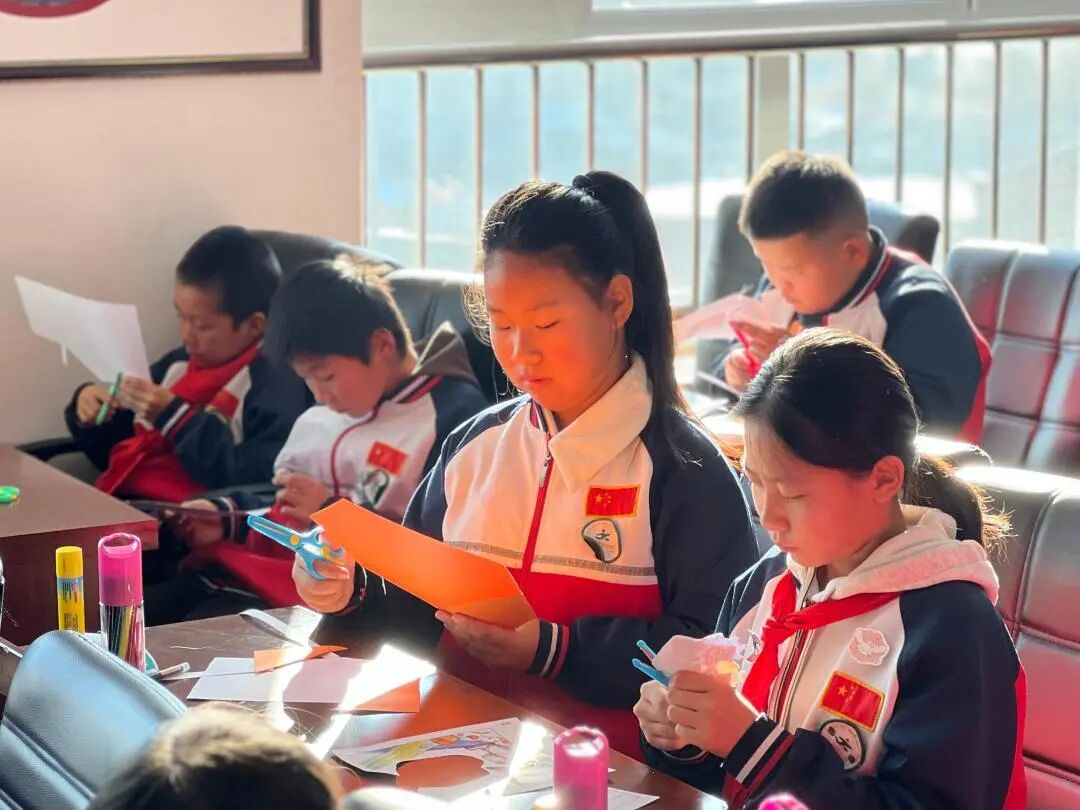 希望美育 | 龙江青少年孞学漟美育大讲堂走进延寿县和兰西县希望小学(图5)