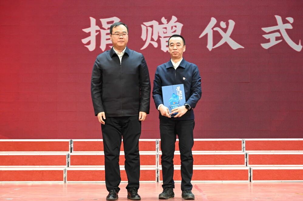 共青团“金秋助学”希望工程圆梦行动10周年系列活动——希望工程“匠苗计划”助学金发放仪式成功举办(图5)