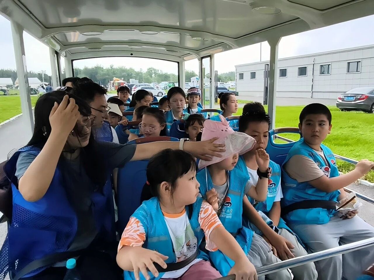 “希望工程·伙伴计划”|温情相伴 向阳成长户外公益主题活动圆满举办(图7) “希望工程·伙伴计划”|温情相伴 向阳成长户外公益主题活动圆满举办(图7)
