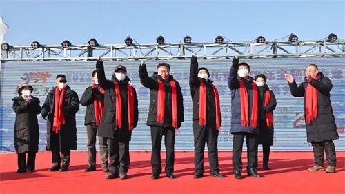“奔跑吧·少年” 在冰天雪地里逐梦出发(图1) “奔跑吧·少年” 在冰天雪地里逐梦出发(图1)