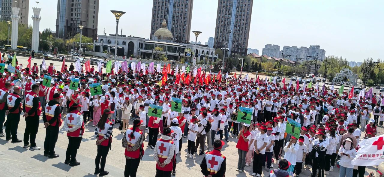 为爱奔跑 | “龙江少年志”第二届龙江少年马拉松全省6000人为妈妈奔跑(图5) 为爱奔跑 | “龙江少年志”第二届龙江少年马拉松全省6000人为妈妈奔跑(图5)