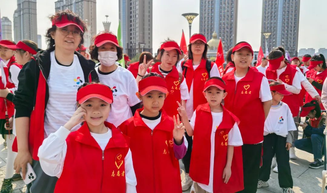 为爱奔跑 | “龙江少年志”第二届龙江少年马拉松全省6000人为妈妈奔跑(图8) 为爱奔跑 | “龙江少年志”第二届龙江少年马拉松全省6000人为妈妈奔跑(图8)