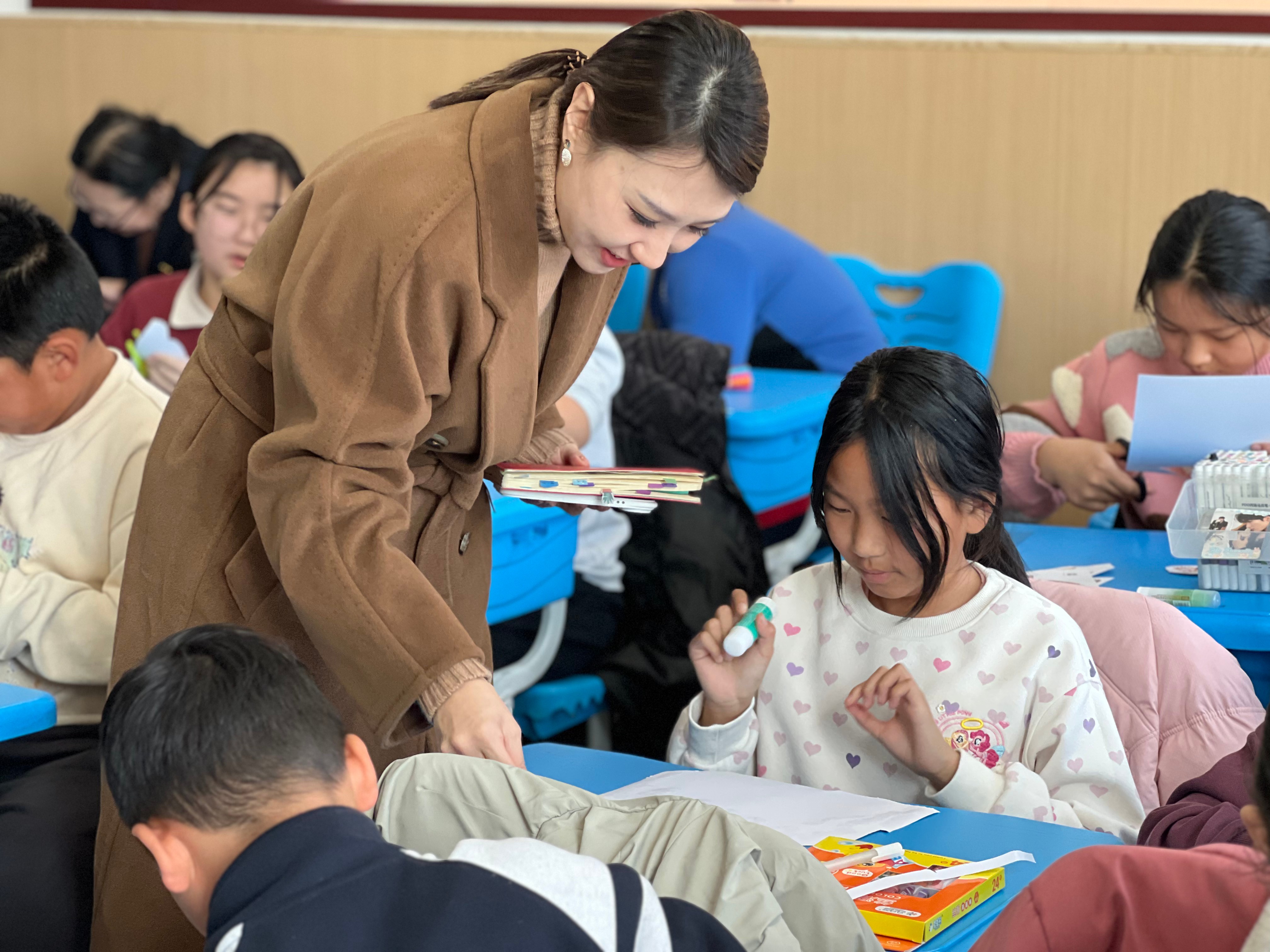 希望美育润童心 多元课堂传新知 | 2026年度龙江青少年孞学漟美育大讲堂开课啦(图2)