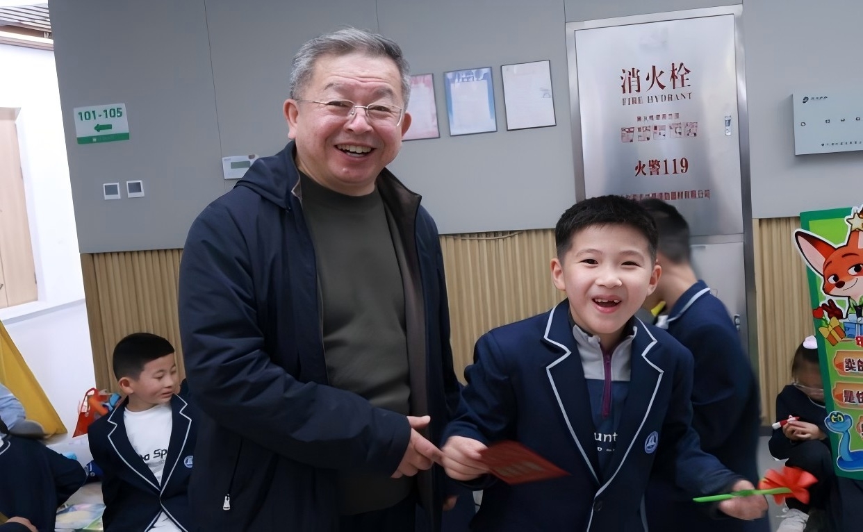 全民阅读活动周丨希望工程“义卖童园”——工大附小工程校区一学年图书义卖活动圆满举行(图11) 全民阅读活动周丨希望工程“义卖童园”——工大附小工程校区一学年图书义卖活动圆满举行(图11)